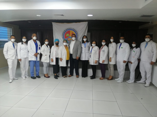 Moscoso Puello recibe médicos en Residencia de Diabetología