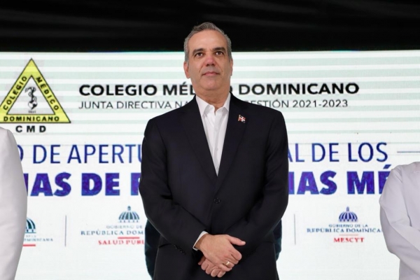 Presidente Abinader proclama trabaja para darles salud a todos los dominicanos